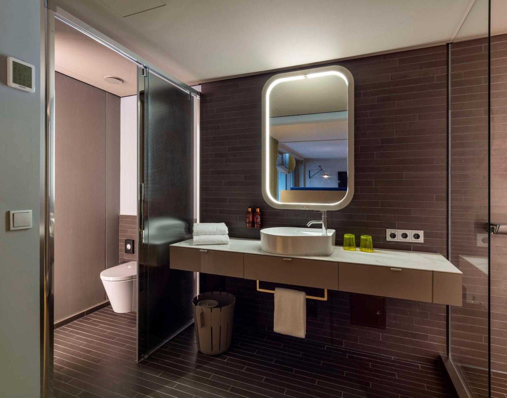 B'Mine Hotel Duesseldorf Extérieur photo