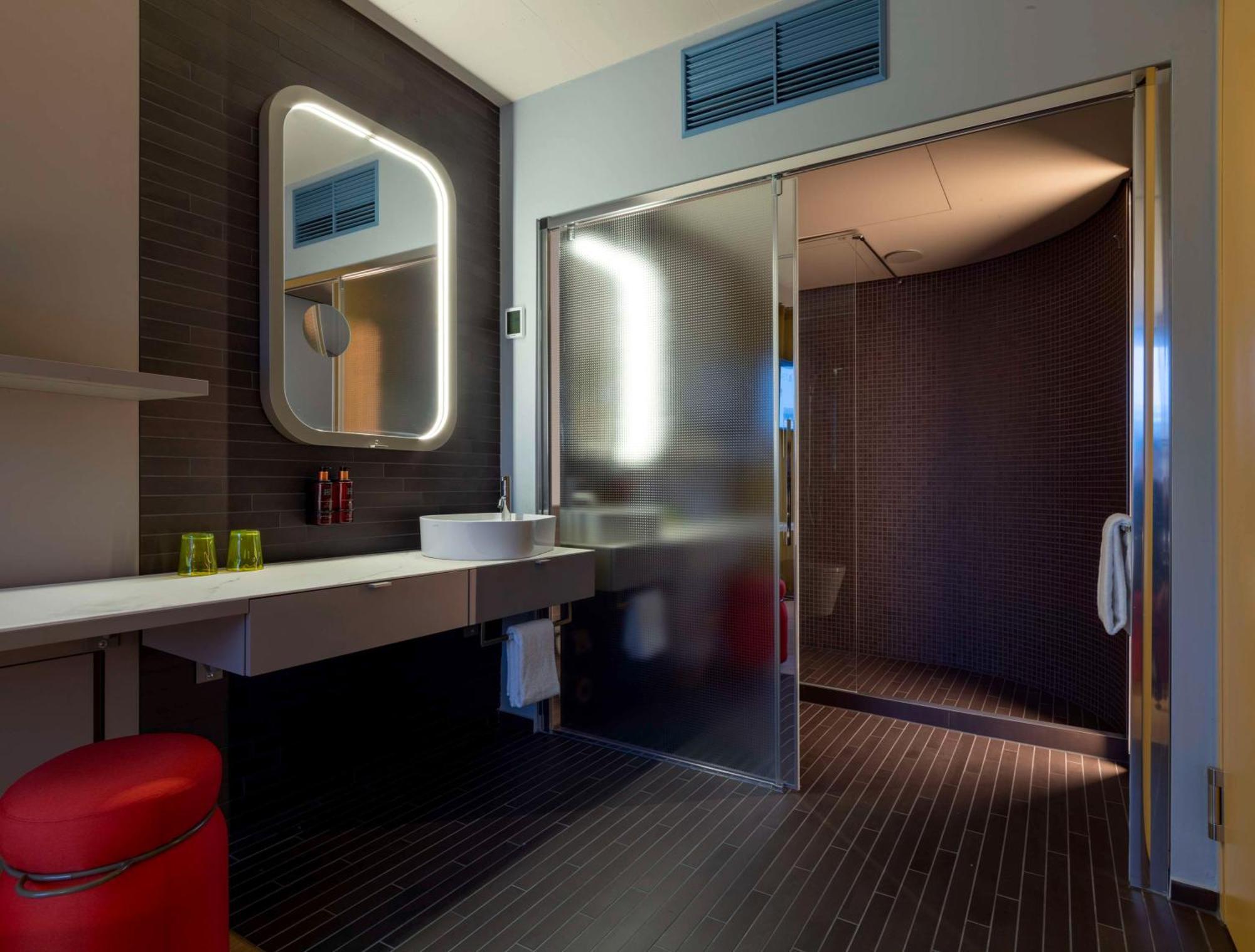 B'Mine Hotel Duesseldorf Extérieur photo